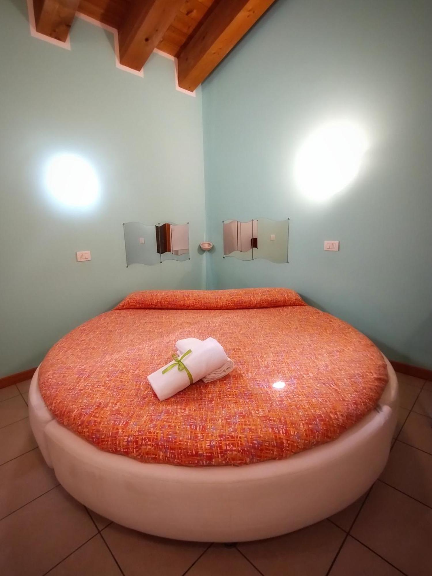 Quadrifoglio Relax Guest House ซานโดนาดิเพียเว ภายนอก รูปภาพ